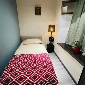 https://hostel-communication.batumihotels.net